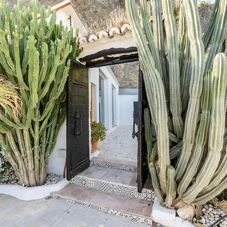 Ct 390 - Faros Zen, Ohm & Yoga Retreat - Cortijo Pura Paz In Casarabonela Holiday home Carratraca